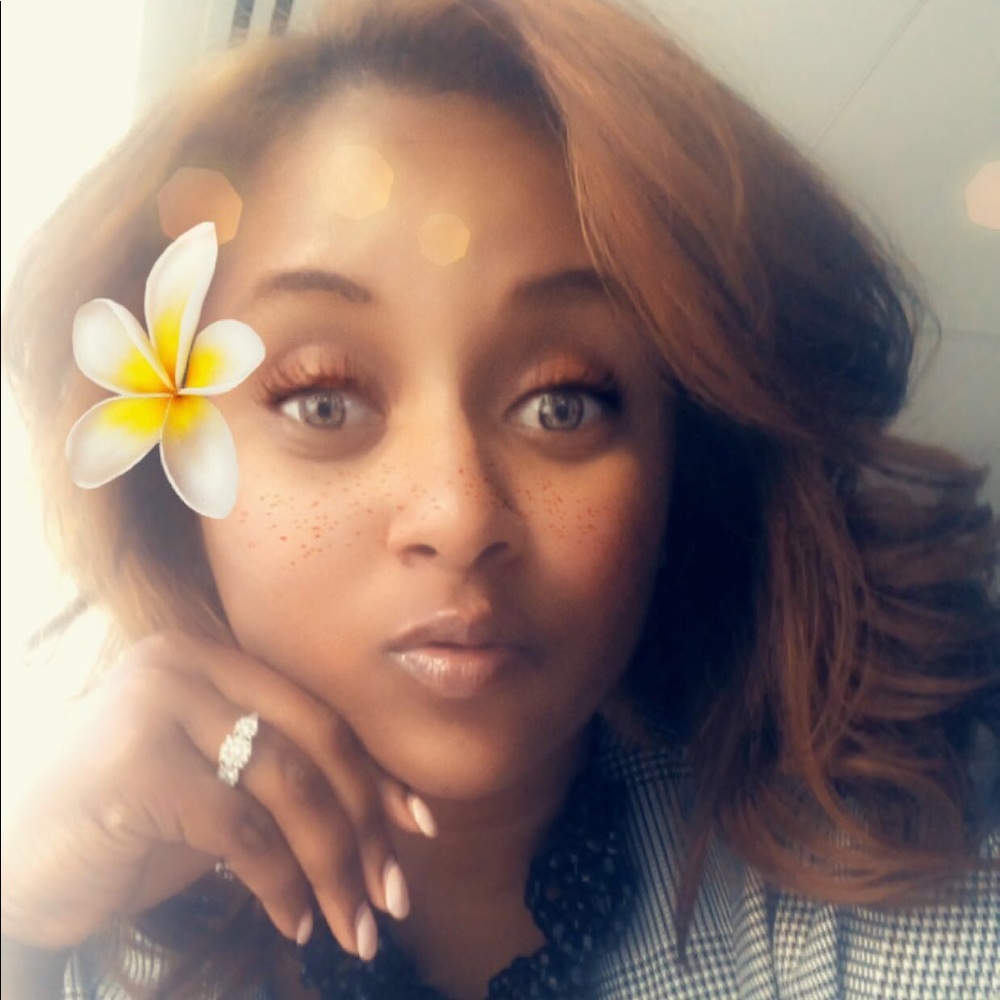 Meet your Posher, Kimberly